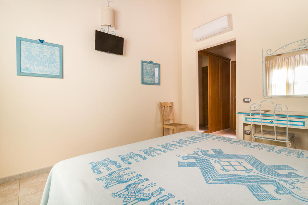 B&B Monte Prama Cabras Habitación foto